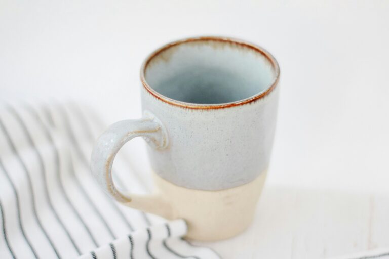 Ceramic cup